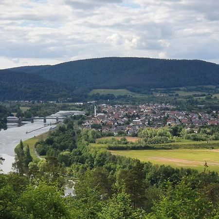 Ferienwohnung 'Burgblick' Wertheim Esterno foto